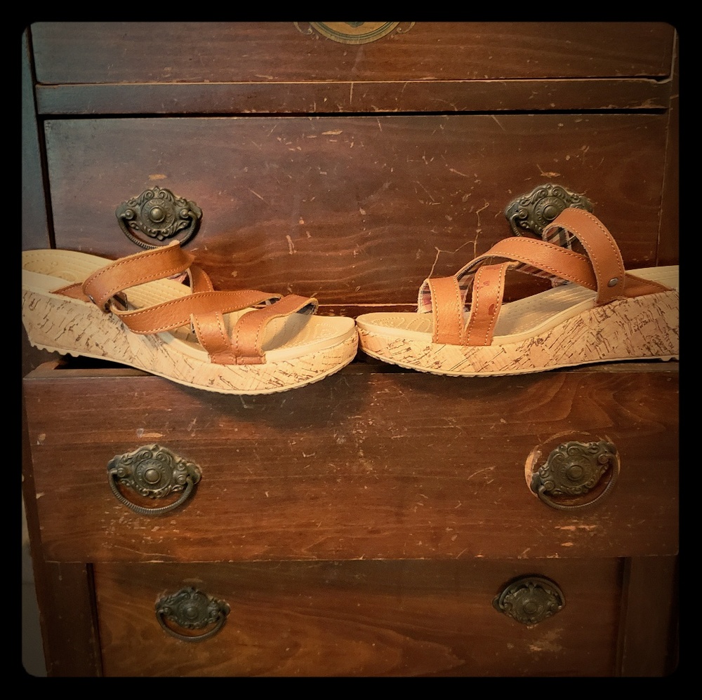 Croc sandles